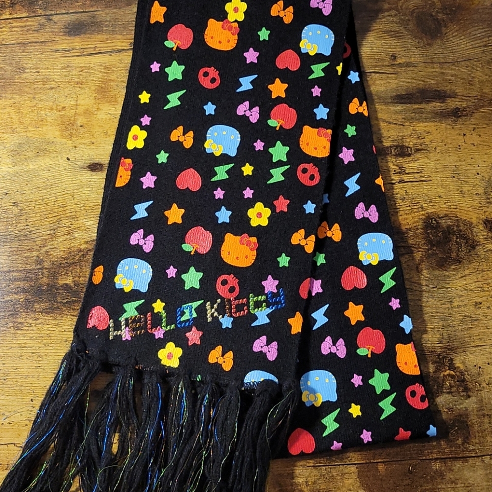 Kawaii Hello Kitty Scarf